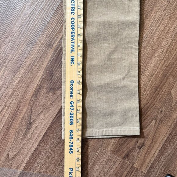 Woolrich Khaki Corduroy Pants Size 6 Cotton Spandex Straight Leg Five Pocket - Picture 6 of 8